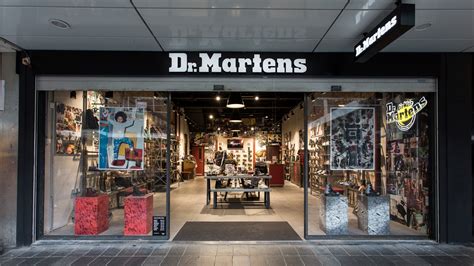 dr martens store locator.